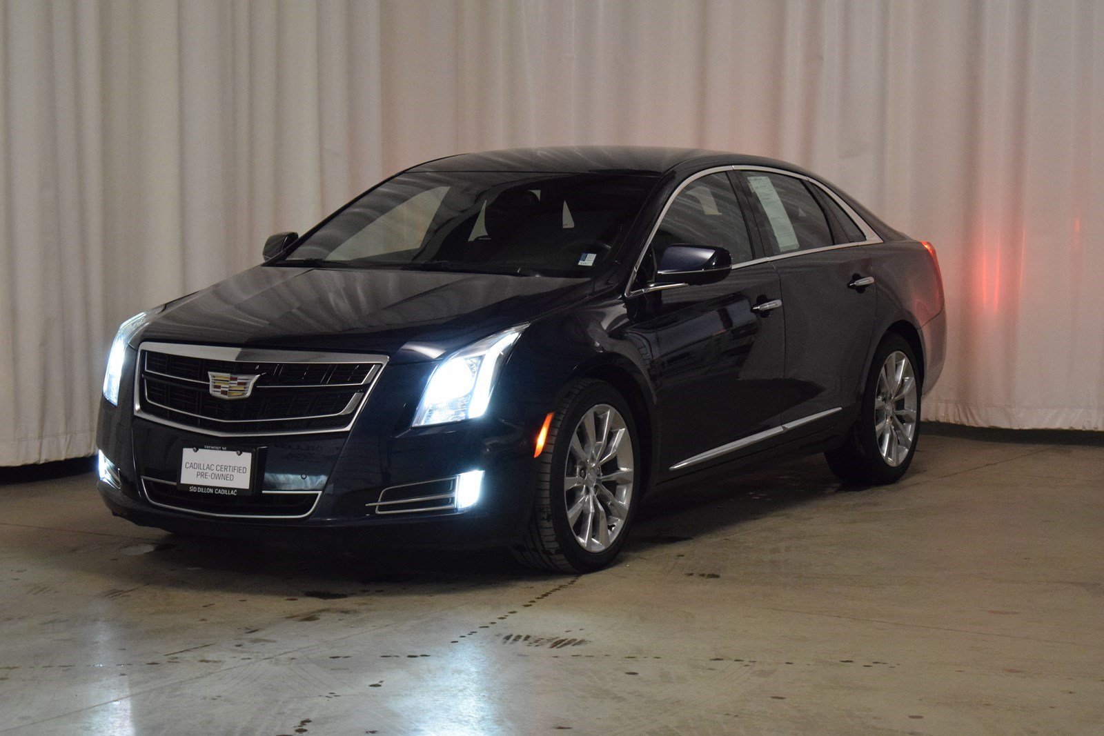 Pre Owned 2016 Cadillac Xts Premium Collection 4 Door Sedan In Pre Owned 2016 Cadillac Xts Premium Collection