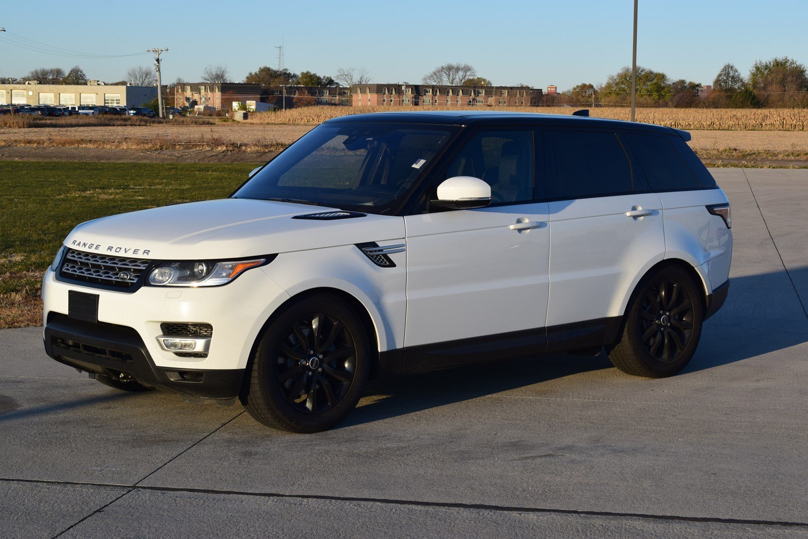 Land Rover Sport >> Pre Owned 2017 Land Rover Range Rover Sport Hse With Navigation 4wd Land Rover Sport >> Pre Owned 2017 Land Rover Range Rover Sport Hse With Navigation 4wd