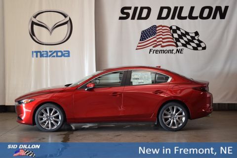 New 2019 Mazda3 w/Preferred Pkg