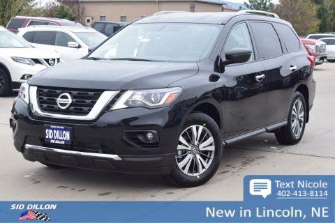 New 2019 Nissan Pathfinder SV